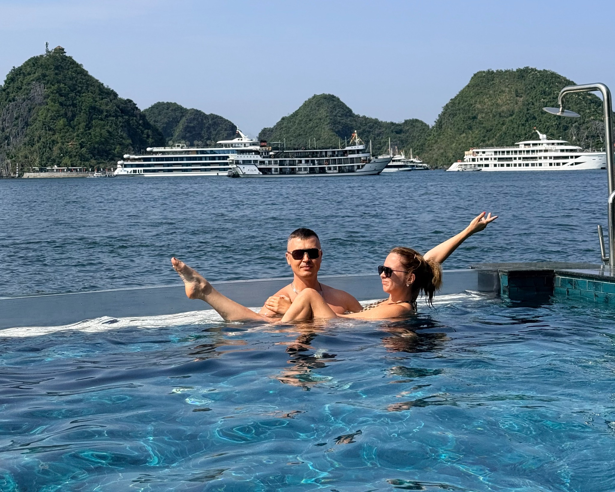 Calista Cruise — Вьетнам